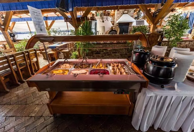 Bástya Panzió és étterem