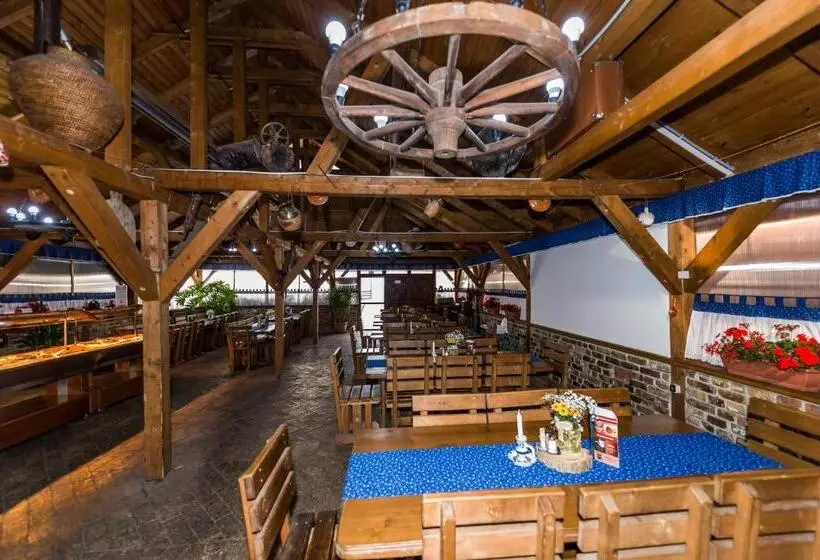 Bástya Panzió és étterem