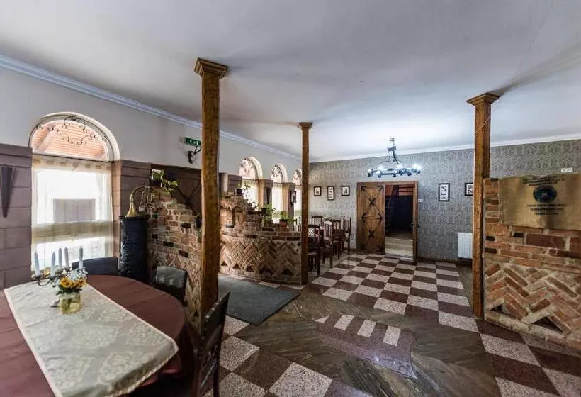 Bástya Panzió és étterem