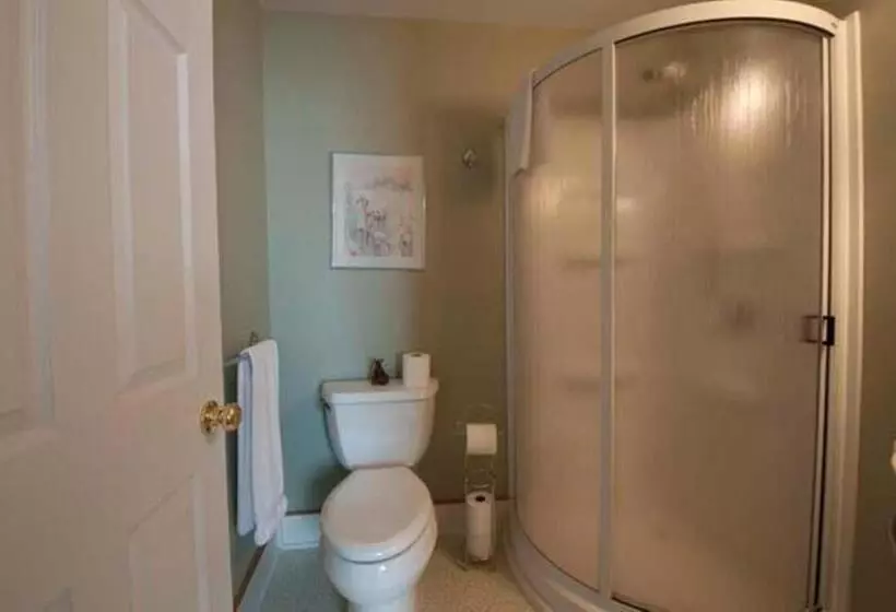 Hastings House Bed & Breakfast
