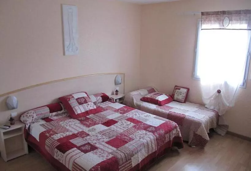 ホテル Hôtel Le Colombier