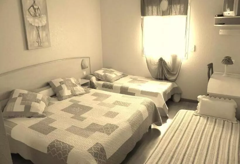 ホテル Hôtel Le Colombier