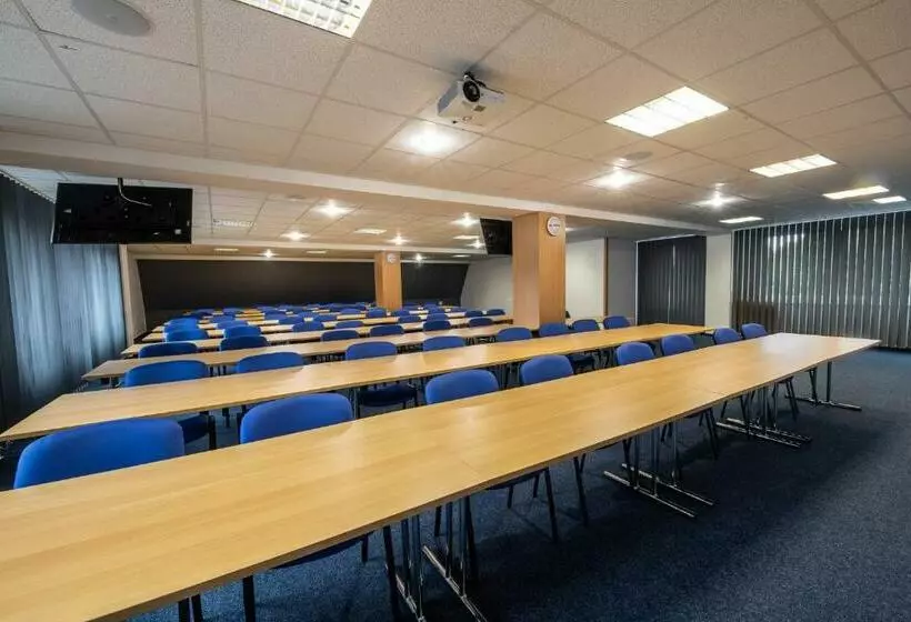 هتل Resort Dlouhé Stráně