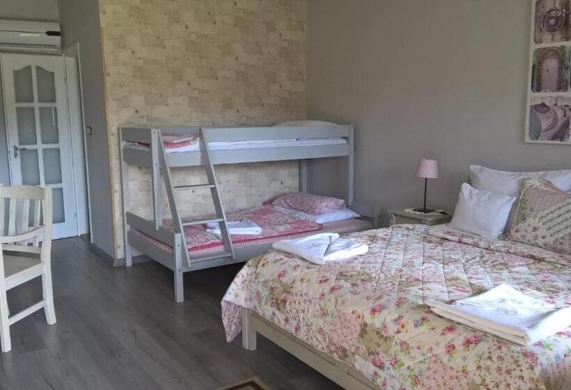 פנסיון Bb Boutique