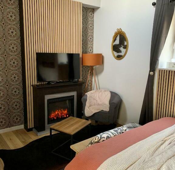 膳宿费 Domaine De La Jarrige