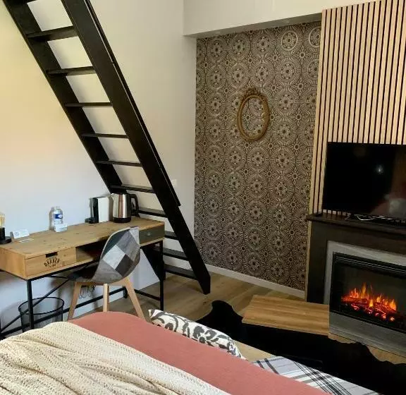 ペンション Domaine De La Jarrige