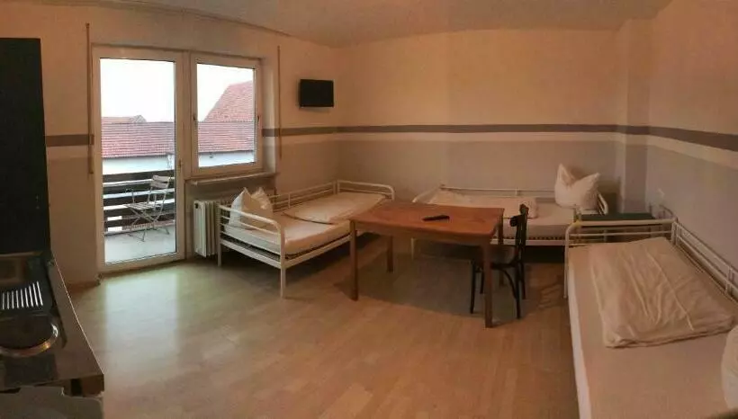 Majatalo Landsteakhaus