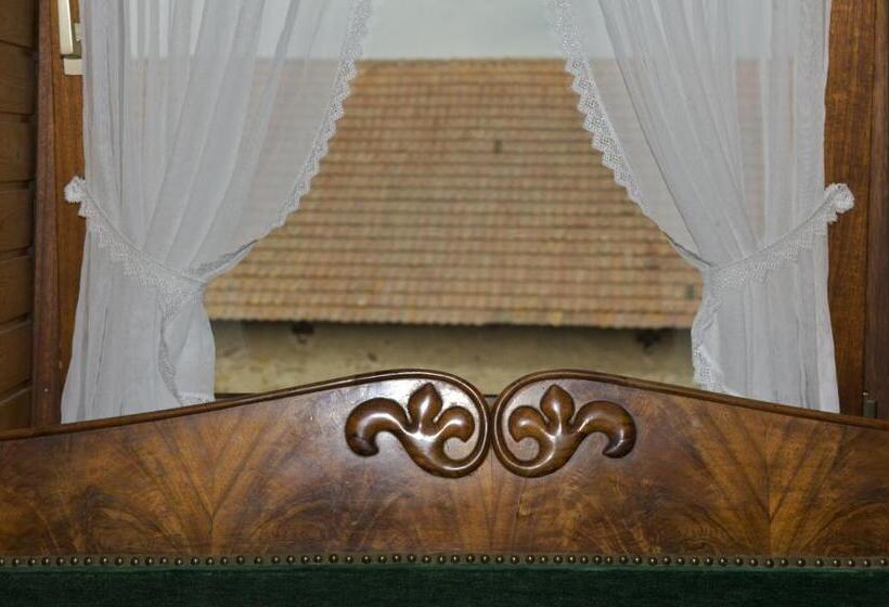 הוסטל Gasthof Zum Kreuz