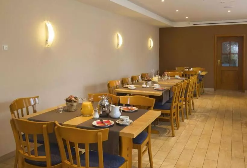 Retkeilymaja Gasthof Zum Kreuz