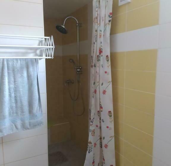 ユースホステル Penzion Slunce Nad Vinným Sklepem