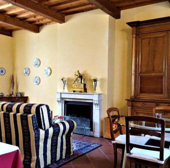 B&b Le Stanze Del Belriguardo