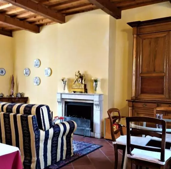 B&b Le Stanze Del Belriguardo