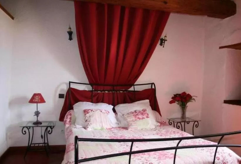 ベッドアンドブレックファースト Chambres Lou Castel