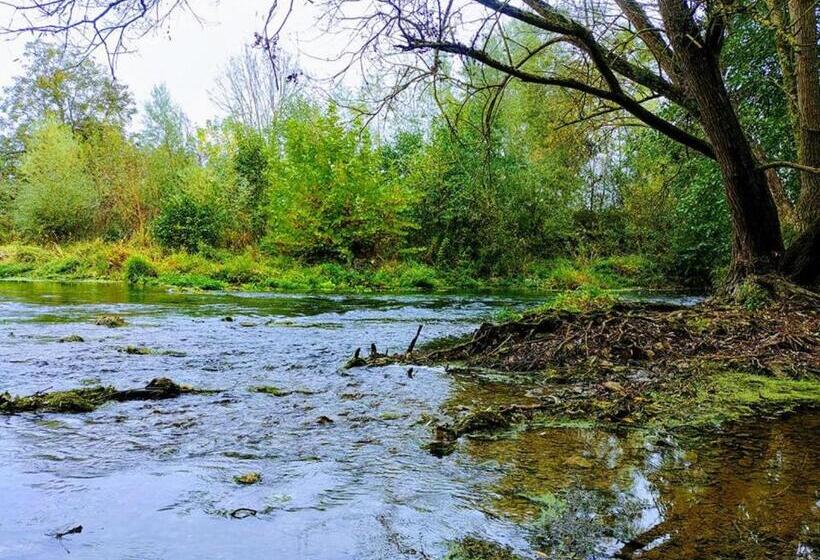 Bed and Breakfast Chambres D Hotes Manoir Le Cristal  Futuroscope à Petit Prix