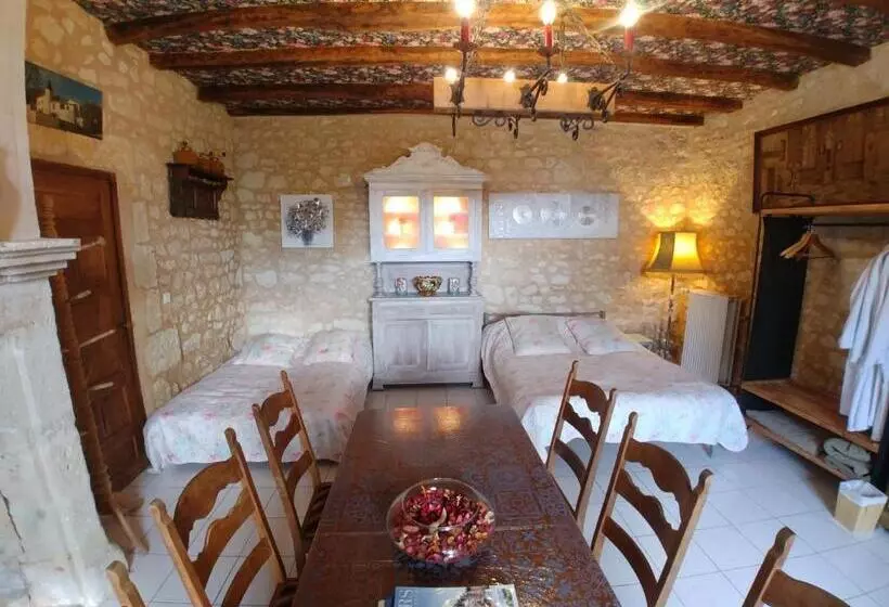 ベッドアンドブレックファースト Chambres D Hotes Manoir Le Cristal  Futuroscope à Petit Prix