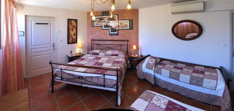 مبيت وإفطار La Carrière