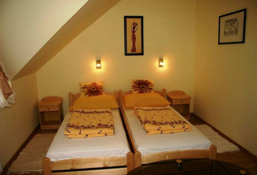 Bed and Breakfast Ludas Fogadó