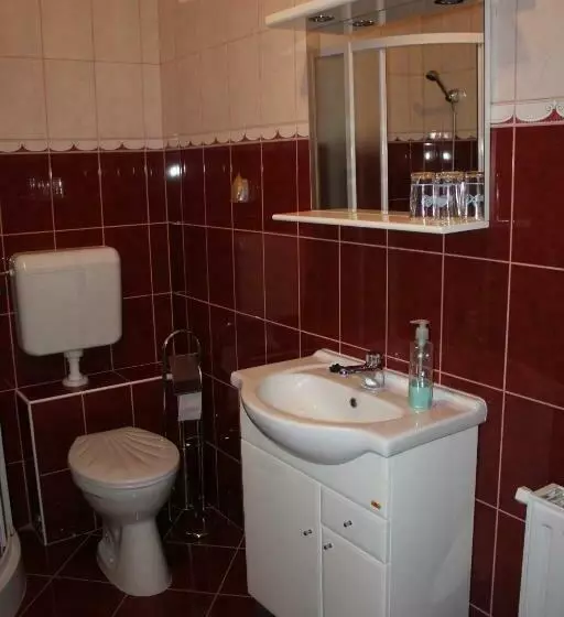 ベッドアンドブレックファースト Ludas Fogadó