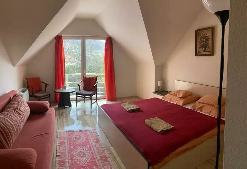 Aamiaismajoitus (B&B) Tündérszikla Panzió