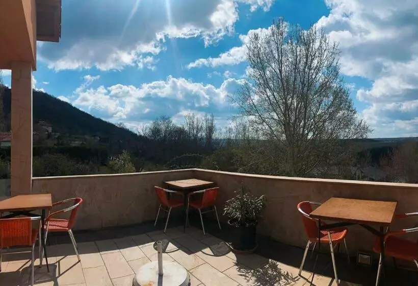 Aamiaismajoitus (B&B) Tündérszikla Panzió