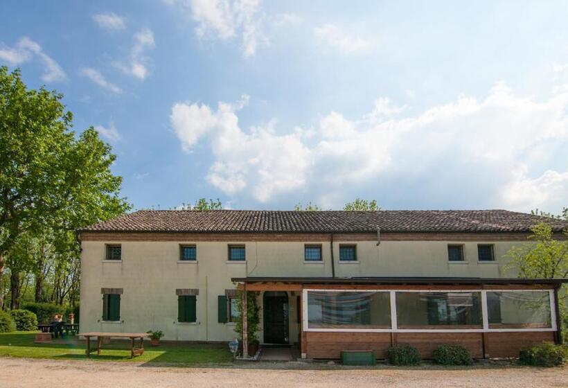 호텔 Agriturismo Principe Pio