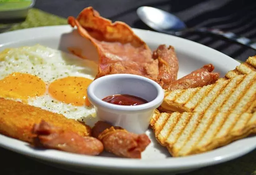 Hotelli Guacima Country Inn