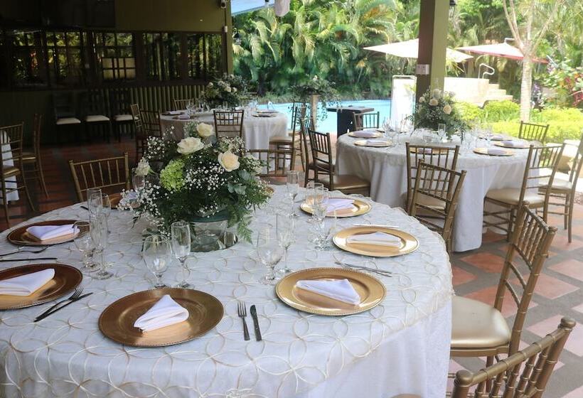 酒店 Guacima Country Inn