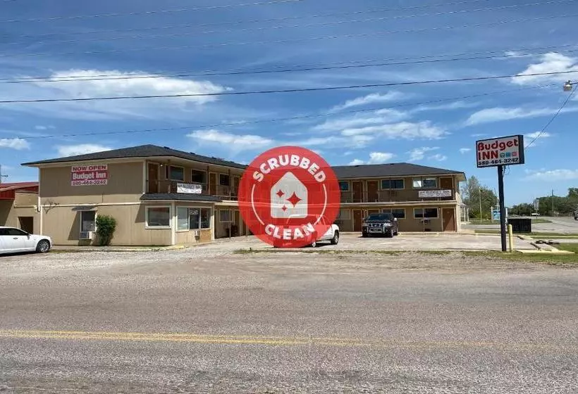 ホテル Oyo  Cyril Ok Us277