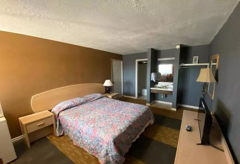 ホテル Oyo  Cyril Ok Us277