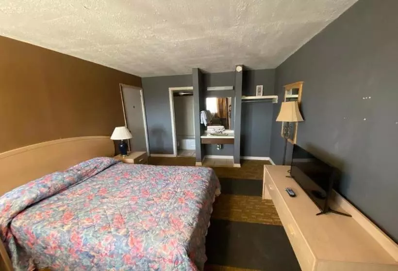 ホテル Oyo  Cyril Ok Us277