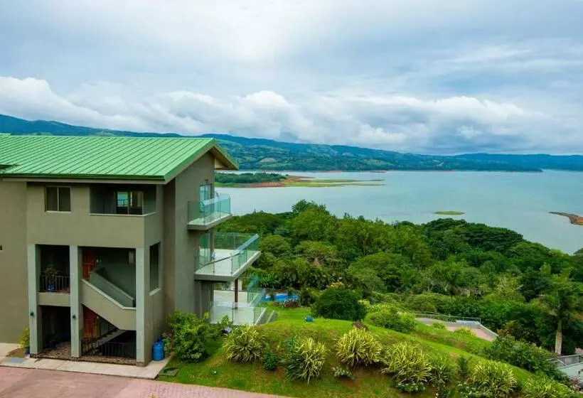 Lake Arenal Condos
