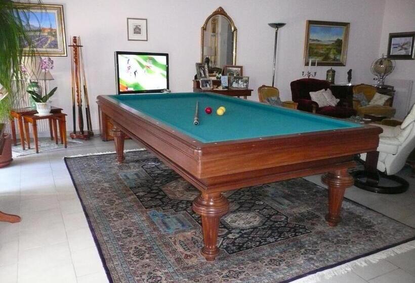 بنسيون Chambres D'hôtes Saint Roch