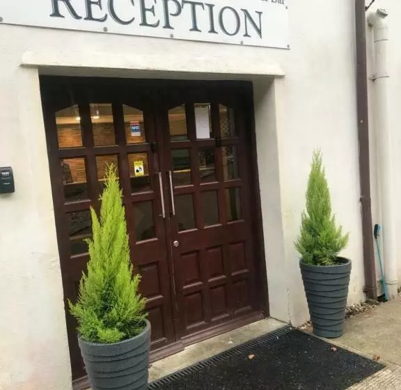 ペンション Colliford Lake Tavern & Holiday Park