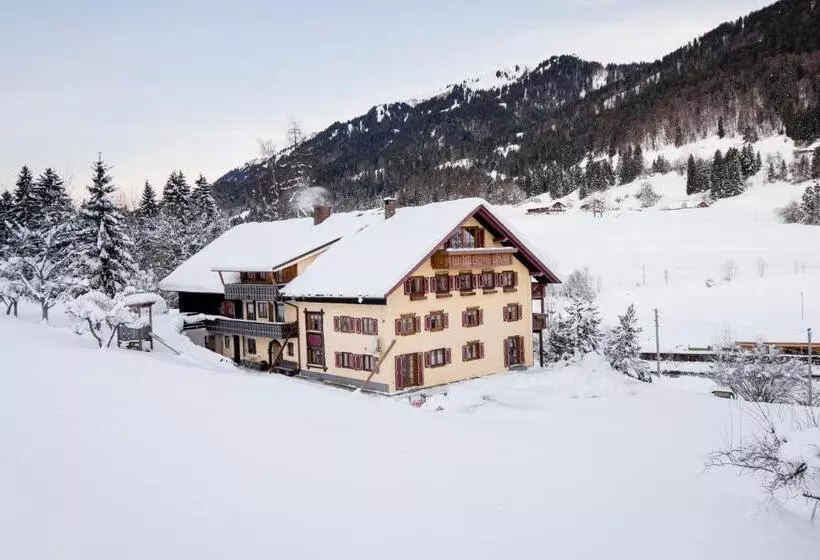 Majatalo Gästehaus Schlegel