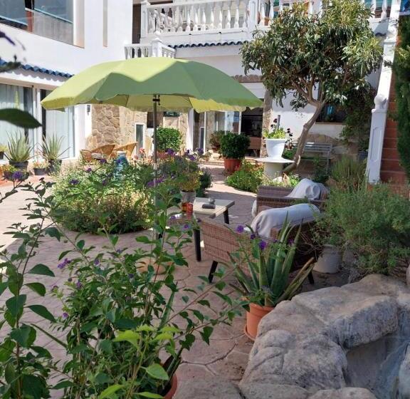 Pensión Isla Couples Only