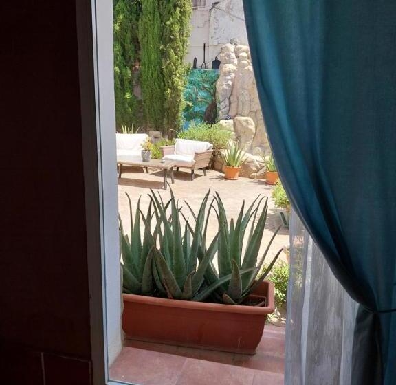 Pensión Isla Couples Only