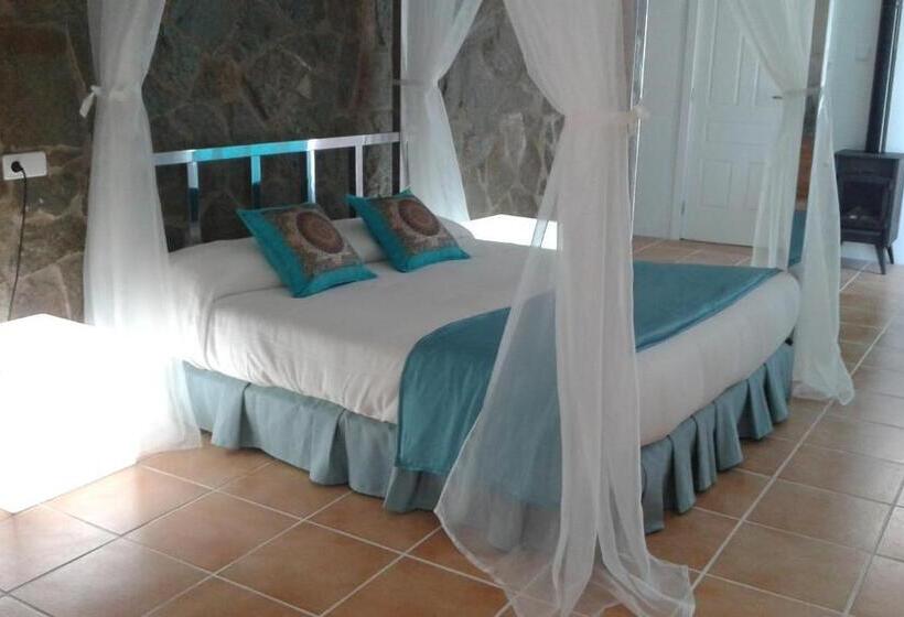 Pensión Isla Couples Only