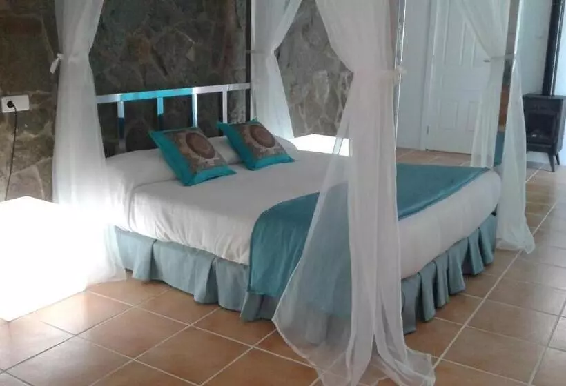 Pensión Isla   Couples Only