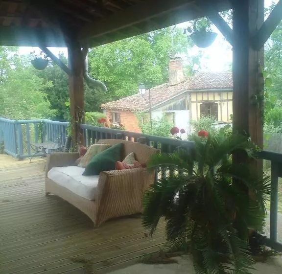 Majatalo Maison D'hotes Le Chai D'armagnac