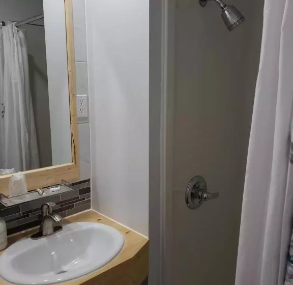 Quest Motel