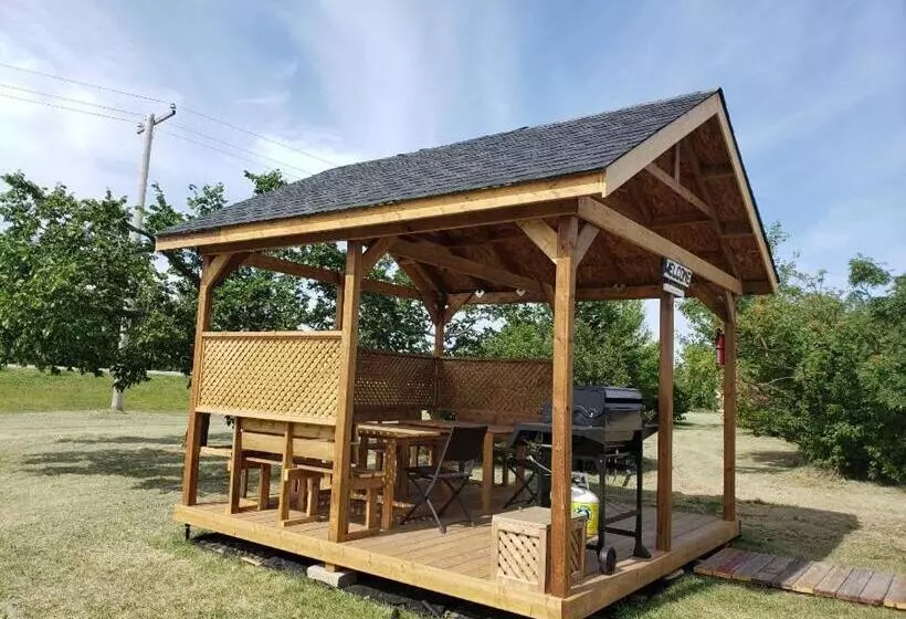 Quest Motel