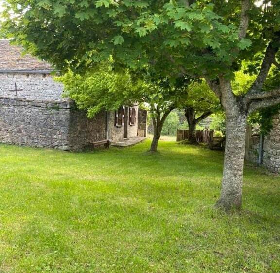 ユースホステル Auberge De Cadenas