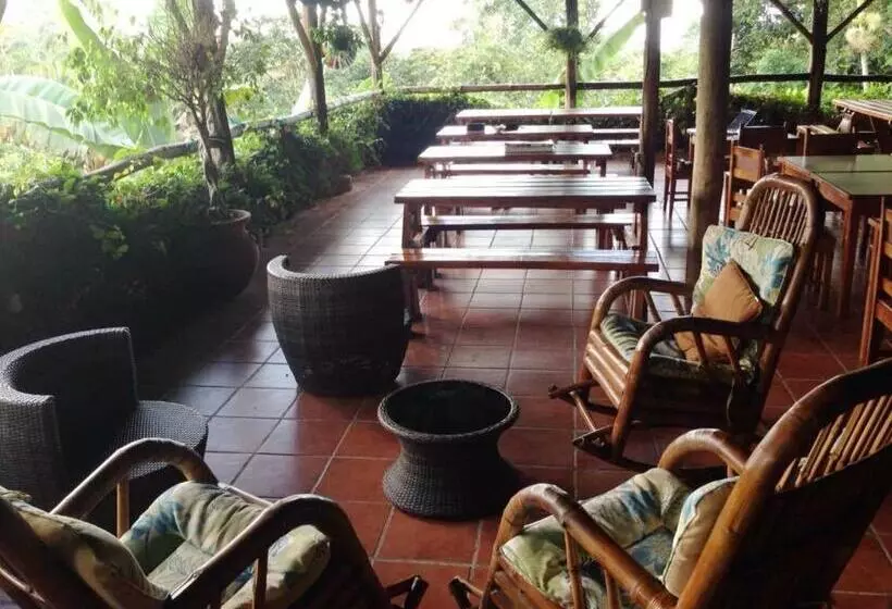 Albergue De Montaña Talari