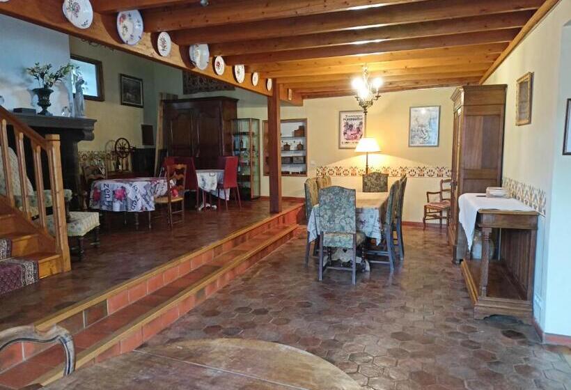 Bed and Breakfast Au Fond De La Cour