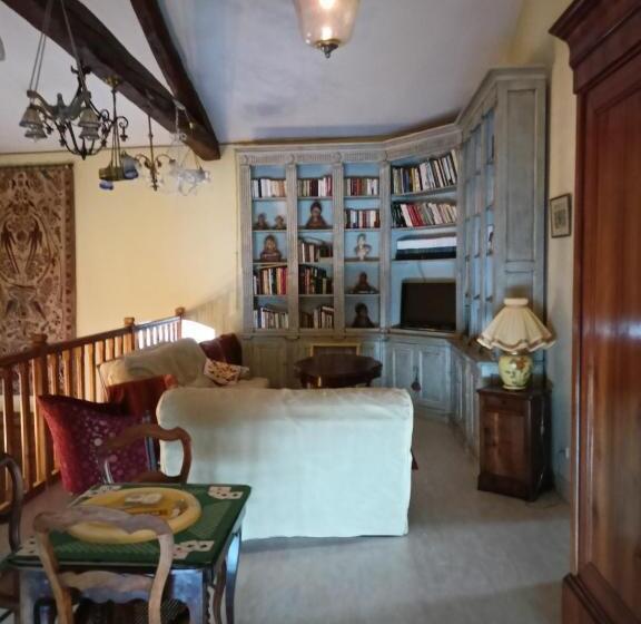 Bed and Breakfast Au Fond De La Cour