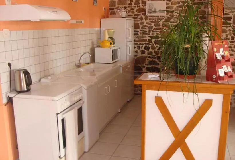 Aamiaismajoitus (B&B) Chambres D'hôtes Le Petit Angle