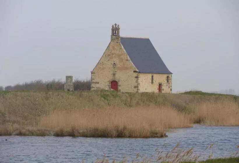 Aamiaismajoitus (B&B) Chambres D'hôtes Le Petit Angle
