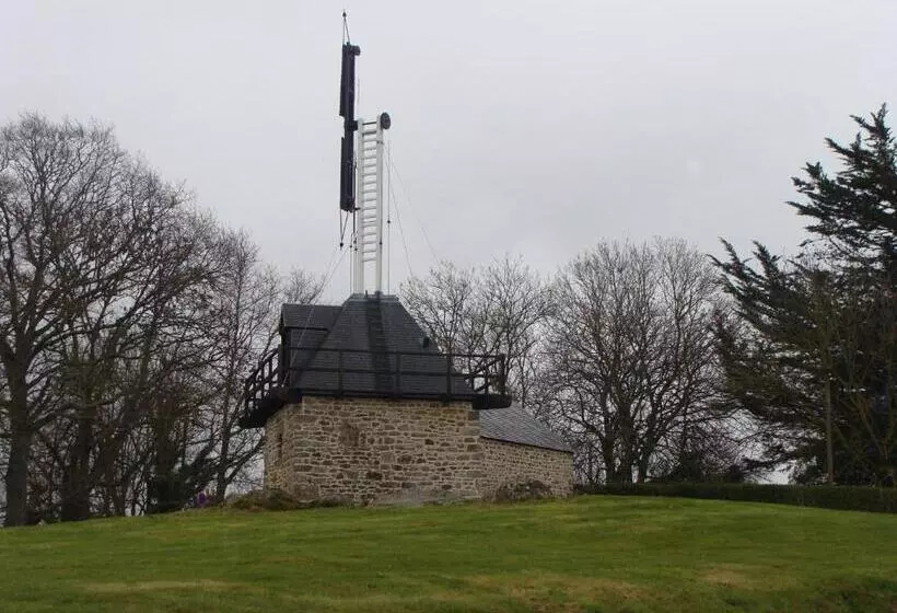 Aamiaismajoitus (B&B) Chambres D'hôtes Le Petit Angle