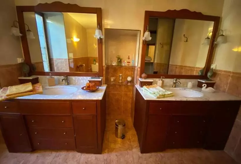 ベッドアンドブレックファースト La Maison D'euterpe