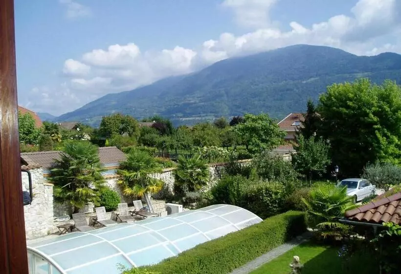 ベッドアンドブレックファースト La Maison D'euterpe